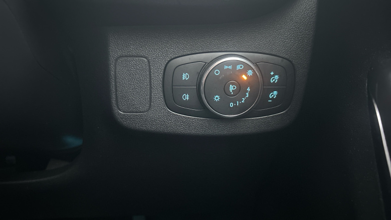 Ford Puma 1.0 EcoBoost Hybrid mHEV 155 Titanium 5dr Petrol Hatchback